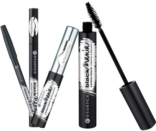 Read more about the article Black Mania ~ Carbon Black Volume Mascara