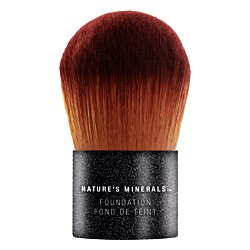 Read more about the article The Body Shop’s Nature’s Minerals Kabuki Brush