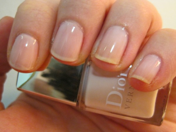 Read more about the article Nail Polish