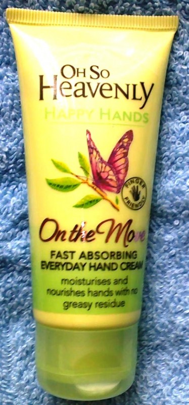 Read more about the article Oh So Heavenly Happy Hands On the Move Hand Cream