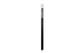 Read more about the article MAC 217 Blending Brush