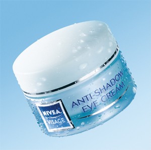 Read more about the article Nivea Aqua sensation anti-shadow eye cream