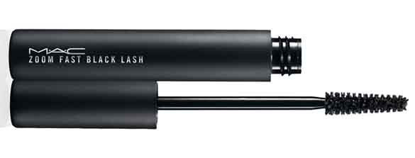 Read more about the article MAC Zoom Fast Black Lash Mascara