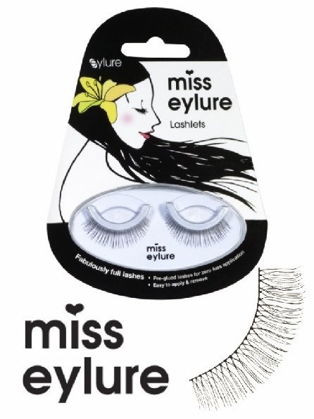 Read more about the article Miss Eylure Lashlets False Eyelashes – Emily Style