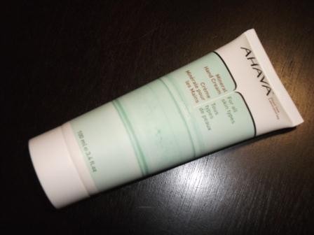 Read more about the article Ahava Mineral Hand Cream