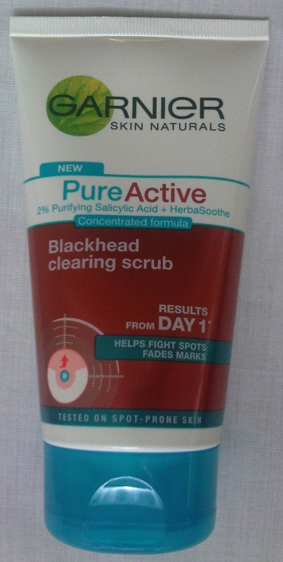 Read more about the article Garnier Pure Active Blackhead clearing scrub