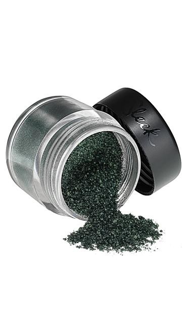 Read more about the article Sleek Eye Dust in Eden