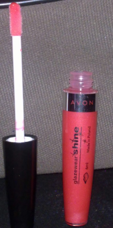 Read more about the article Glazewear Shine Lipgloss