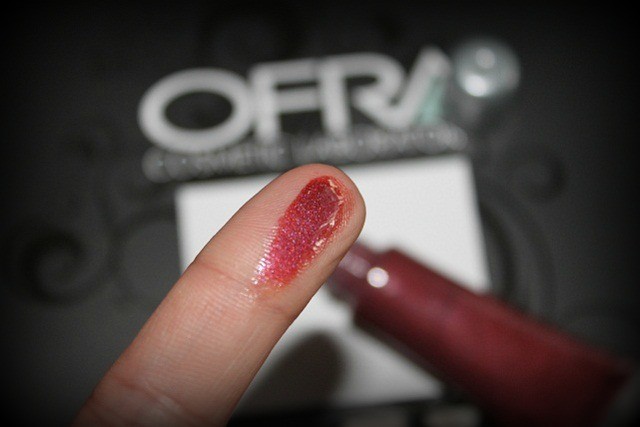 Read more about the article OFRA Cosmetics Volulips