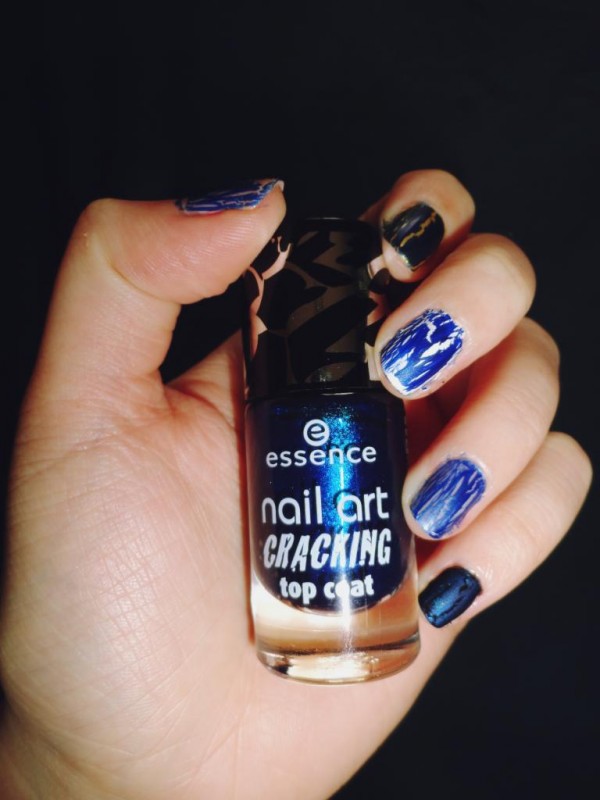 Read more about the article Essence Cracking Nail Art