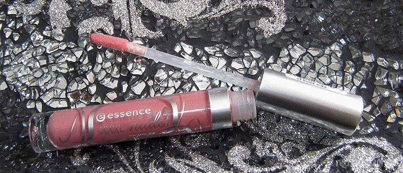 Read more about the article Essence XXXL shine lipgloss in forever rose