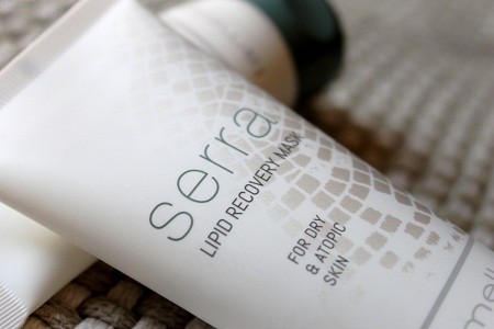 Read more about the article Serra Lipid Recovery Mask