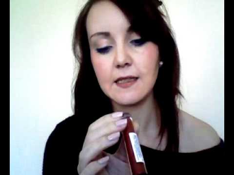 Read more about the article Revlon Lipstick Review By Hanmarie