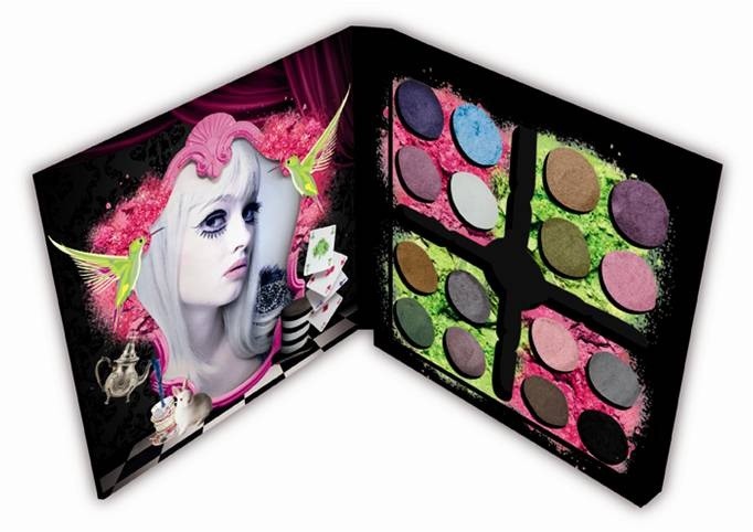 Read more about the article Alice In Wonderland Eyeshadow Kit