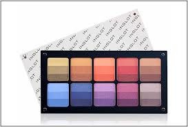 Read more about the article eyeshadows