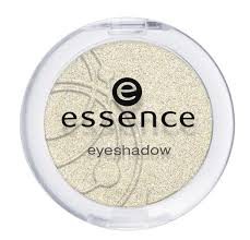 Read more about the article Essence Holographic Eyeshadow