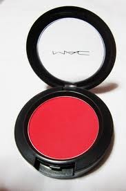 Read more about the article MAC Blush in Frankly Scarlet