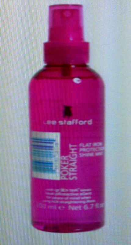 Read more about the article Lee Stafford Straight Flat Iron Protection Shine Mist