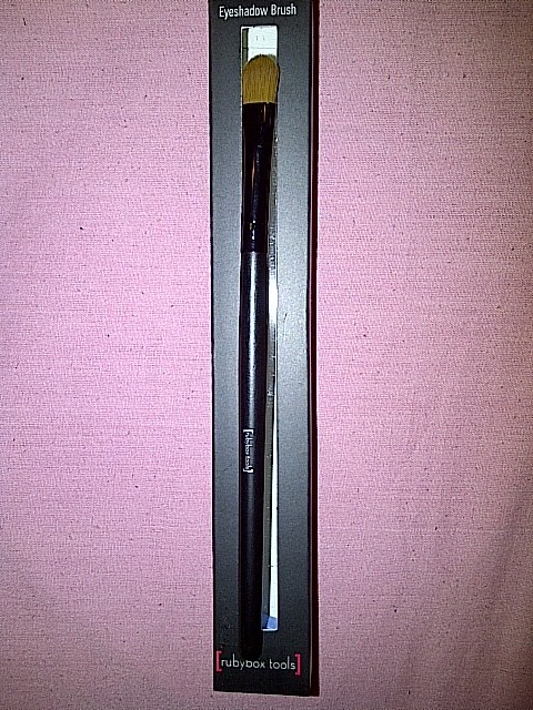 Read more about the article Rubybox tools Eyeshadow Brush