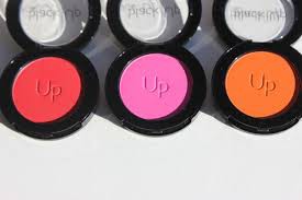 Read more about the article Black Up Blush Colour Splash