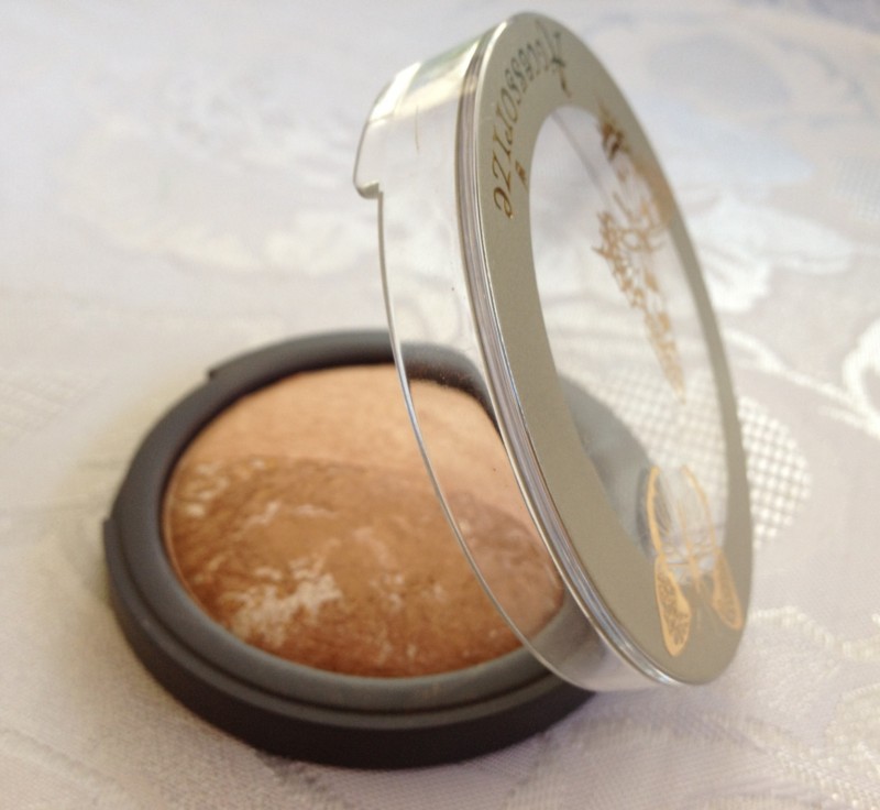 Read more about the article Accessorize Baked Bronzer Duo – Bondi Shade 4