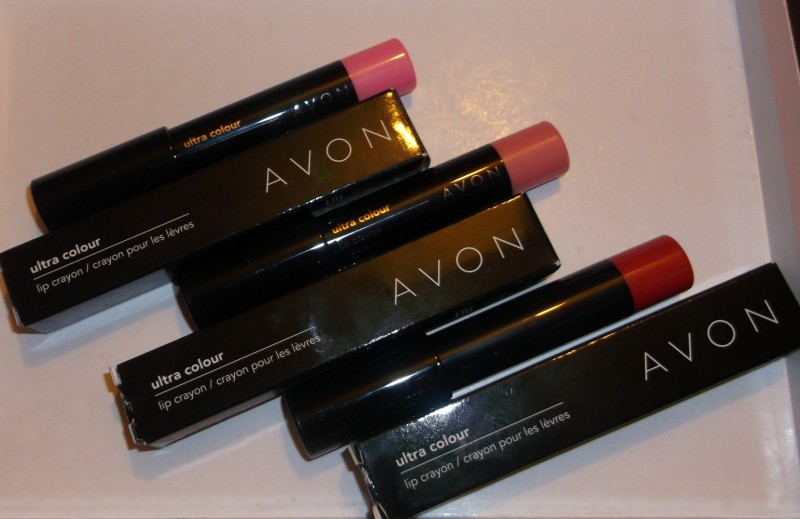 Read more about the article Avon Ultra Colour Lip Crayon: Reddy for Me, Risque Rose and Sweetly Pink