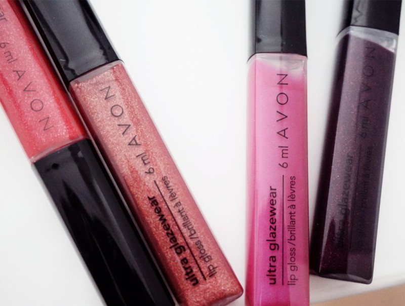 Read more about the article Avon ultra glazewear lipgloss (plum pretty)