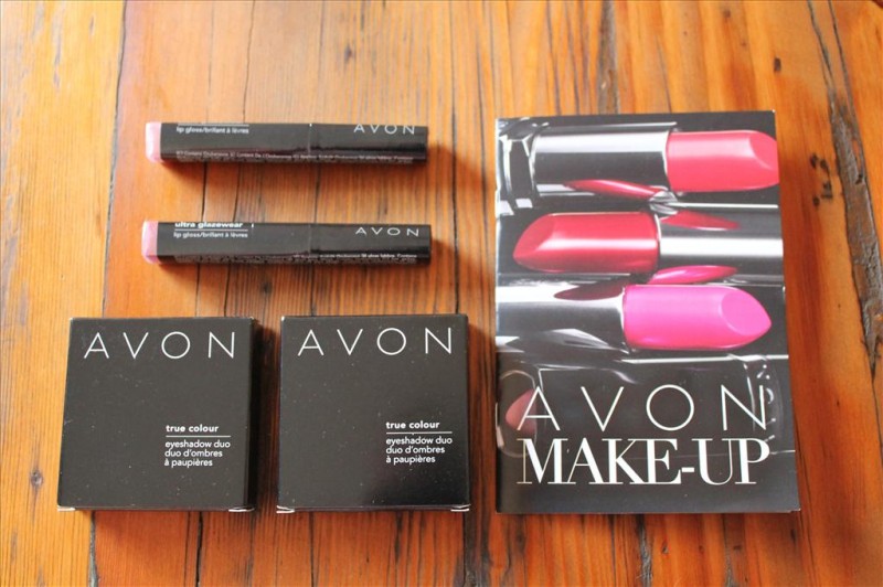 Read more about the article Avon Eyeshadow Duo