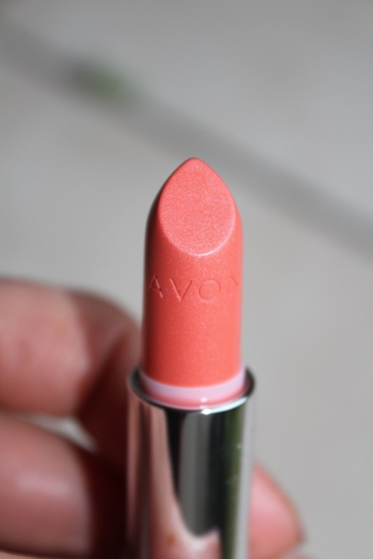 Read more about the article Avon Colour Rich Lipstick in Silky Peach