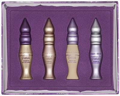 Read more about the article Urban Decay Eyeshadow Primer Potion