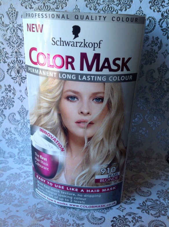 Read more about the article Swarzkopf Color Mask in Pearl Blonde