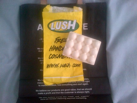 Read more about the article Lush Hottie Massage Bar