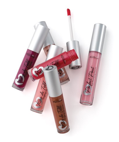 Read more about the article Pure Romance: Kiss and Tell Lip Gloss