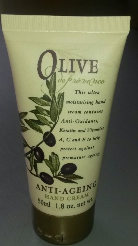 Read more about the article ANTI-AGEING HAND CREAM