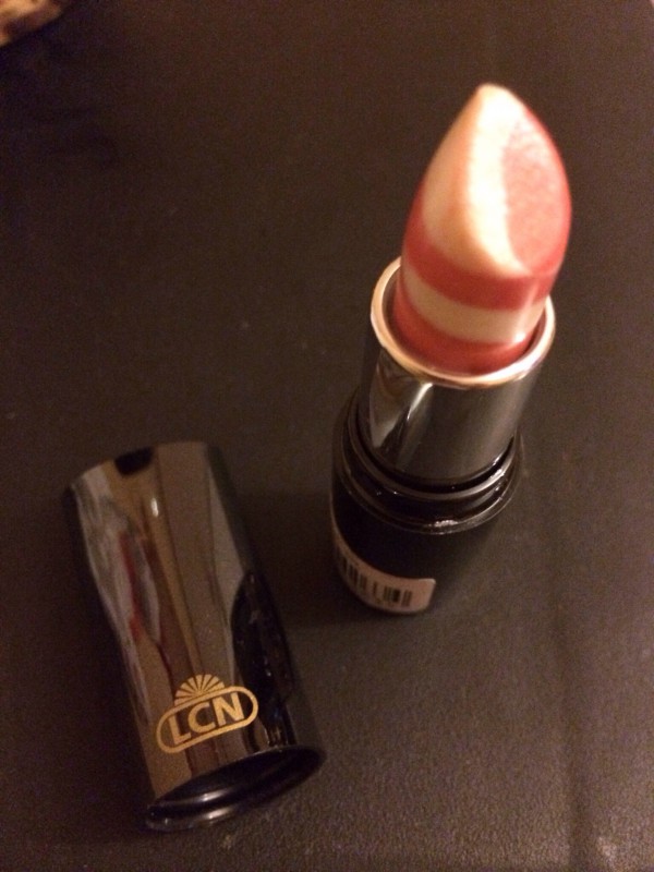 Read more about the article lCN lipstick