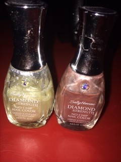 Read more about the article Sally Hansen Diamond Strength No Chip Nail Polish