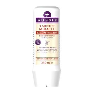 Read more about the article Aussie 3 Minute Miracle Moist Treatment