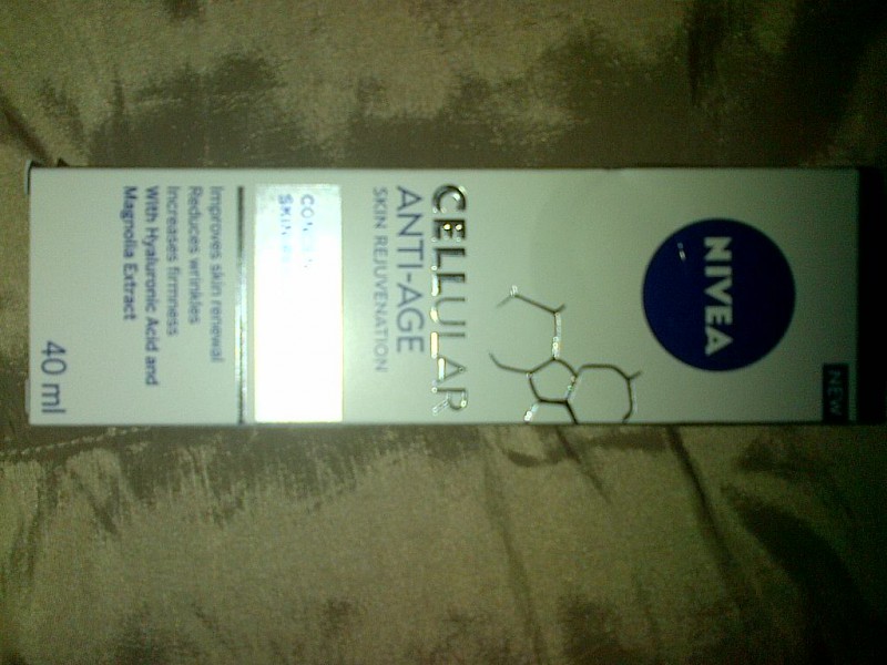 Read more about the article NIVEA ANTI AGE SERUM REFINE CELL