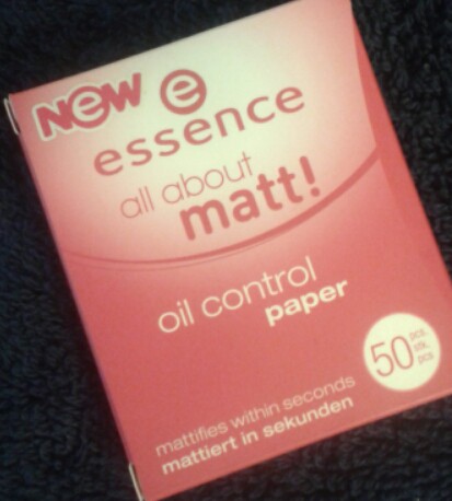 Read more about the article Essence Oil Control Blotting Papers