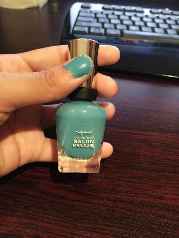 Read more about the article Sally Hansen- The sky is the limit