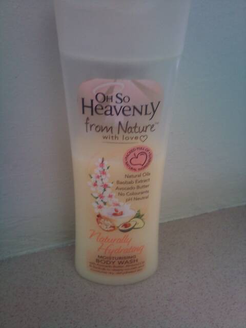 Read more about the article Oh So Heavenly from Nature with love Naturally Hydrating Moisturising Body Wash