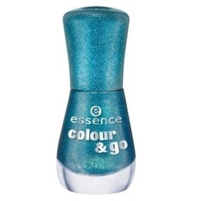 Read more about the article Essence Color And Go In Metallic Blue Color