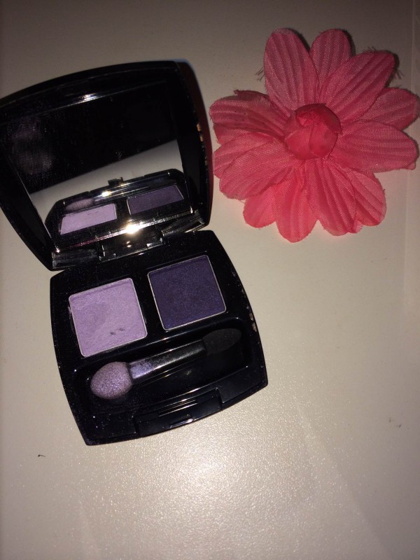 Read more about the article Avon | Purple Eyeshadow Duo