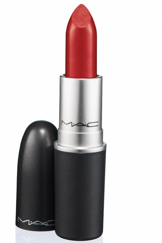 Read more about the article MAC Ruby Woo