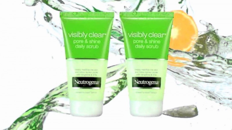 Read more about the article Neutrogena Visibly Clear Pore and Shine Daily Facial Scrub