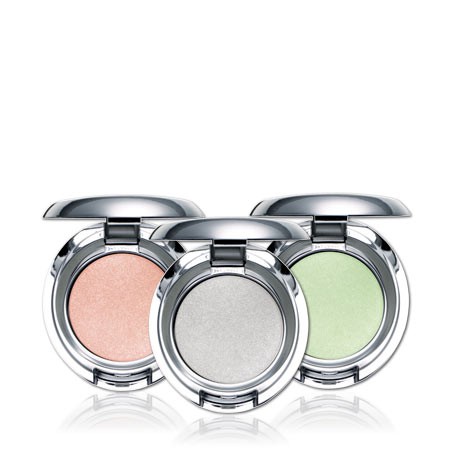 Read more about the article The Body Shop Eye Shimmer