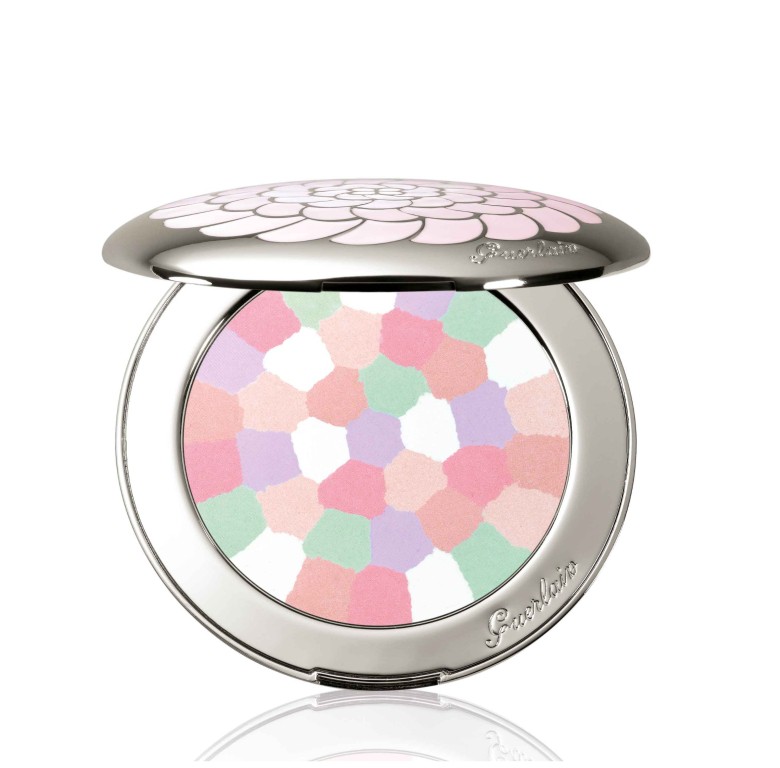 Read more about the article Guerlain Météorites Voyage Compact