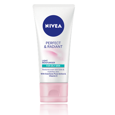 Read more about the article NIVEA Perfect & Radiance Light Moisturiser SPF15