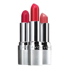 Read more about the article Avon 3D Plumping Lipstick