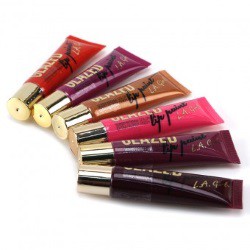 Read more about the article L.A. Girl Glazed Lip Paint Gloss